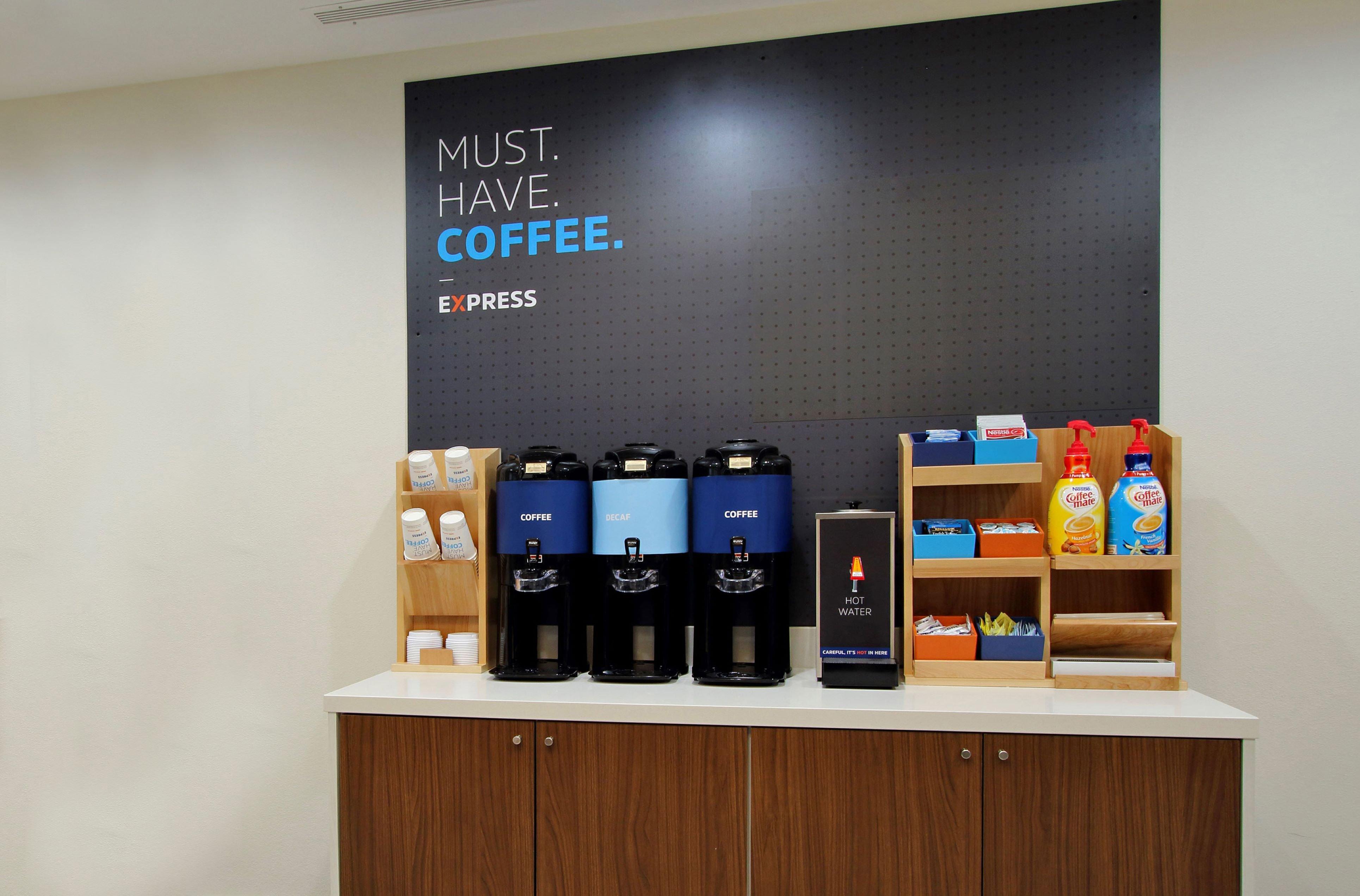 Holiday Inn Express & Suites - Medford By Ihg Bagian luar foto